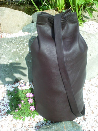 brown daysack leather bag
